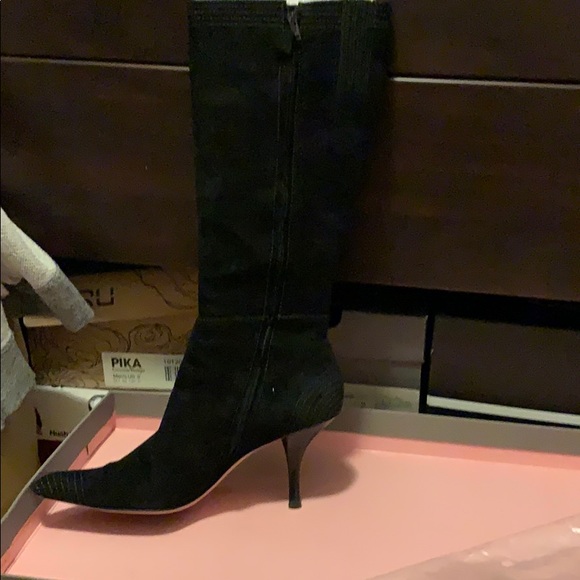 Boots - Picture 5 of 12